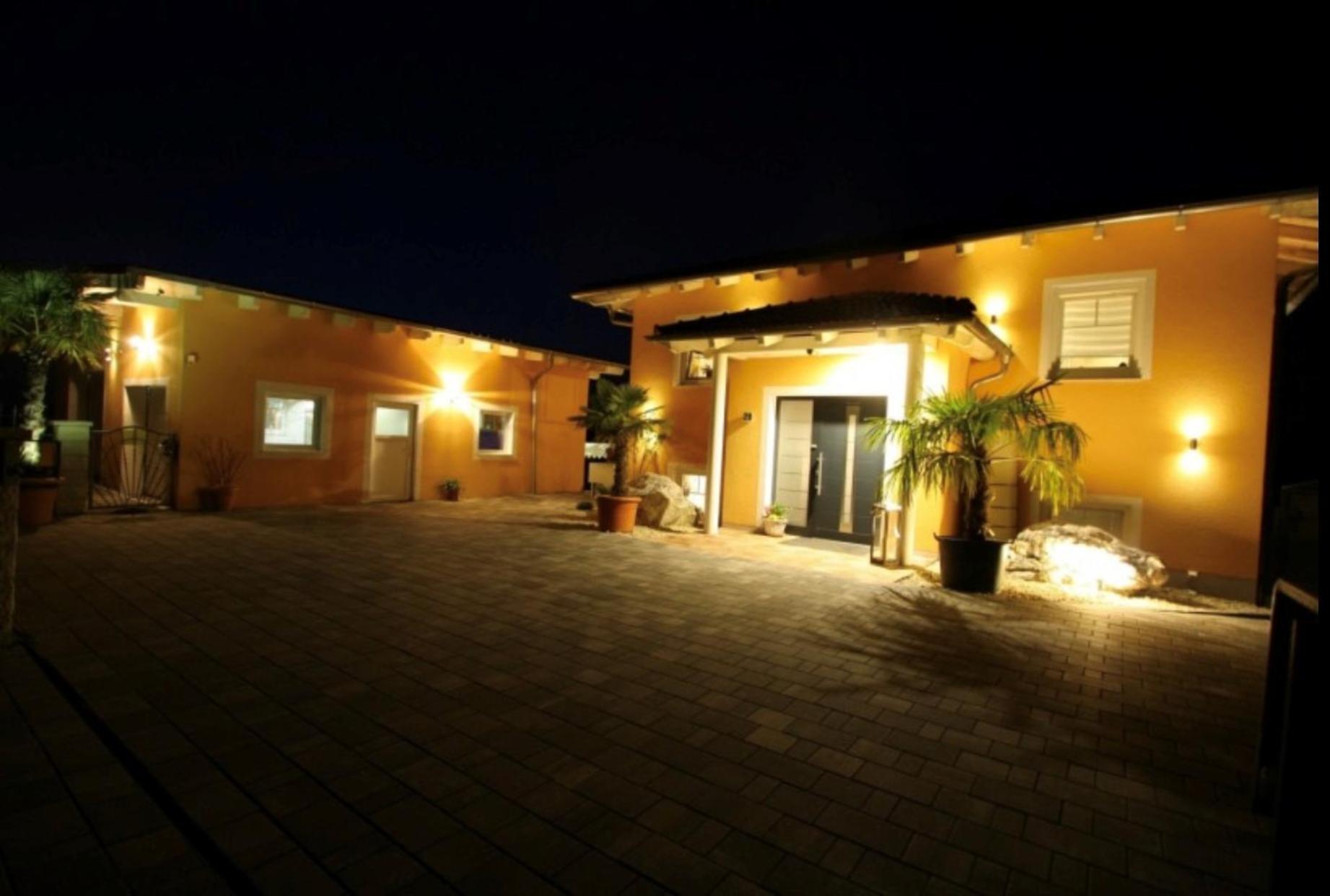 5 Sterne Centurion Ferienhaus Villa 2 Pools 86 Zoll Tv Aldersbach Ngoại thất bức ảnh